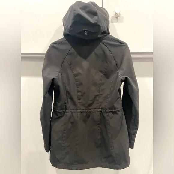 Black Fall / Spring Jacket - Picture 2 of 2